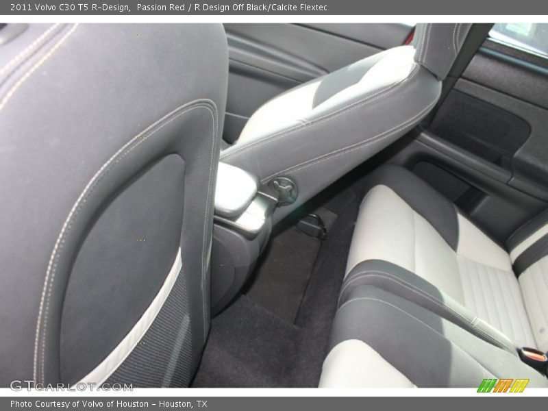 Passion Red / R Design Off Black/Calcite Flextec 2011 Volvo C30 T5 R-Design