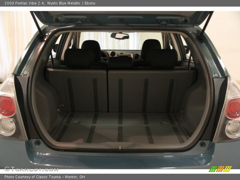 Mystic Blue Metallic / Ebony 2009 Pontiac Vibe 2.4