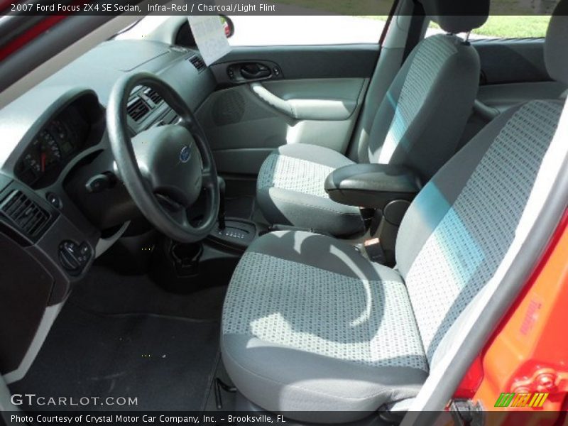 Infra-Red / Charcoal/Light Flint 2007 Ford Focus ZX4 SE Sedan