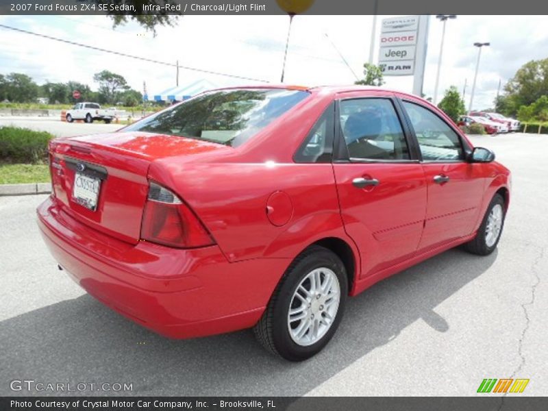 Infra-Red / Charcoal/Light Flint 2007 Ford Focus ZX4 SE Sedan