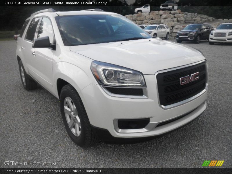 Front 3/4 View of 2014 Acadia SLE AWD