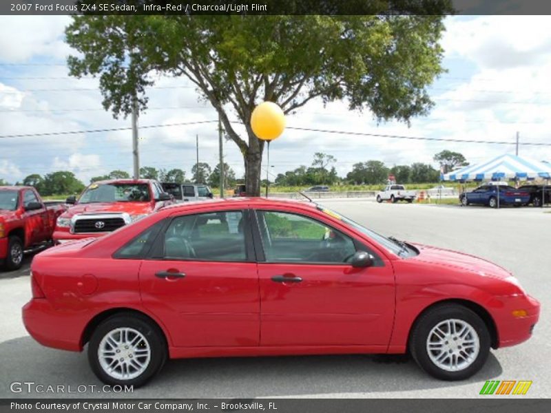 Infra-Red / Charcoal/Light Flint 2007 Ford Focus ZX4 SE Sedan