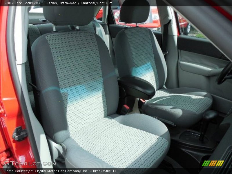 Infra-Red / Charcoal/Light Flint 2007 Ford Focus ZX4 SE Sedan