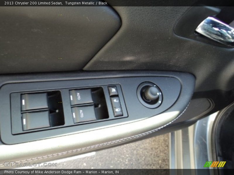 Tungsten Metallic / Black 2013 Chrysler 200 Limited Sedan