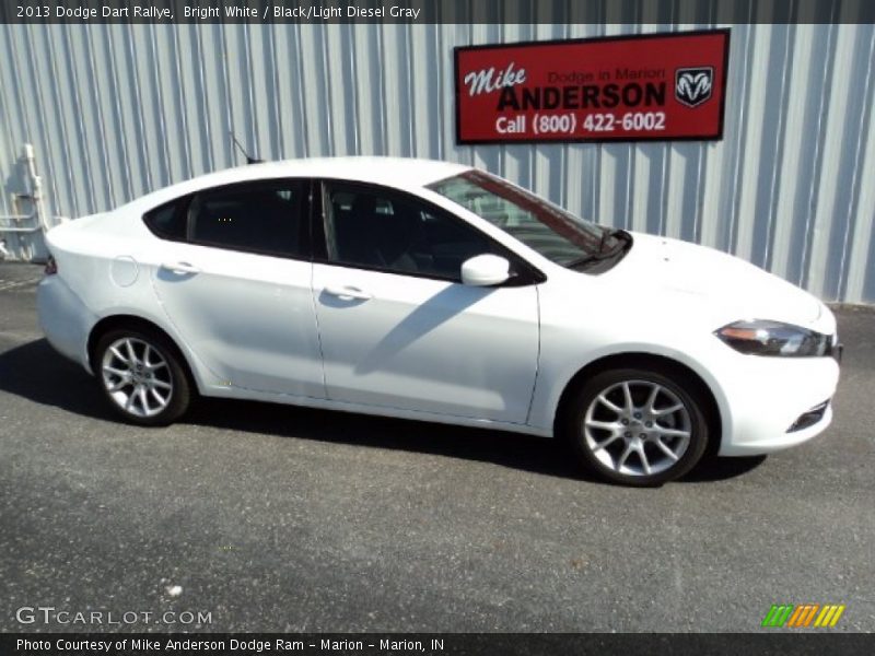 Bright White / Black/Light Diesel Gray 2013 Dodge Dart Rallye