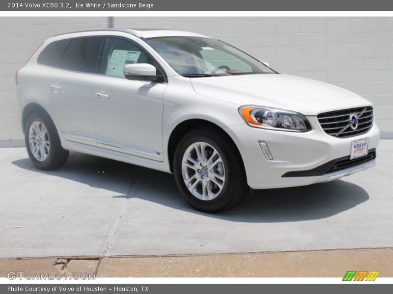 Ice White / Sandstone Beige 2014 Volvo XC60 3.2