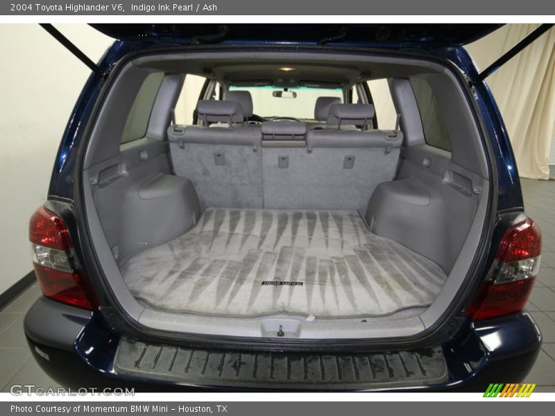 Indigo Ink Pearl / Ash 2004 Toyota Highlander V6