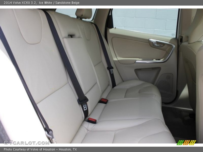 Ice White / Sandstone Beige 2014 Volvo XC60 3.2