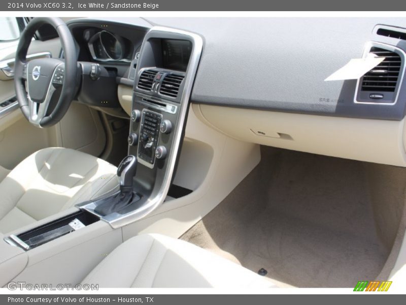 Ice White / Sandstone Beige 2014 Volvo XC60 3.2