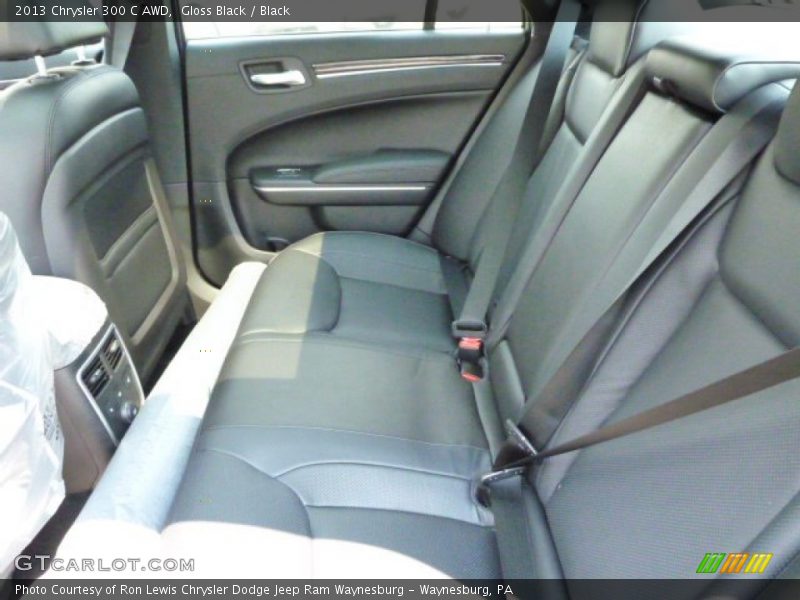 Gloss Black / Black 2013 Chrysler 300 C AWD