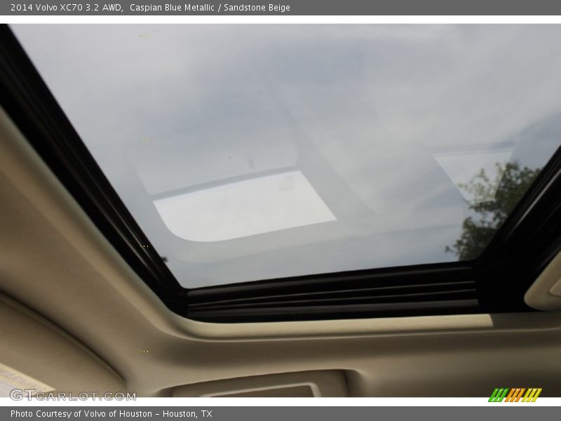 Caspian Blue Metallic / Sandstone Beige 2014 Volvo XC70 3.2 AWD