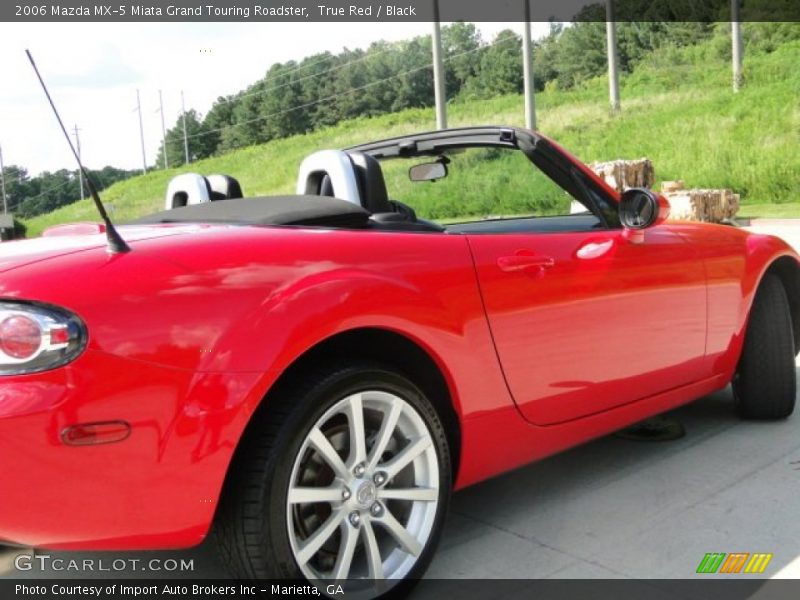True Red / Black 2006 Mazda MX-5 Miata Grand Touring Roadster