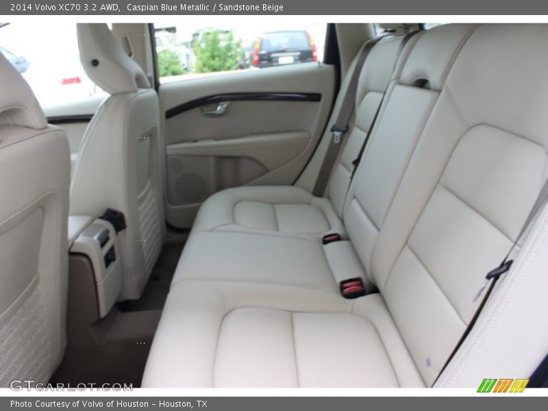 Rear Seat of 2014 XC70 3.2 AWD