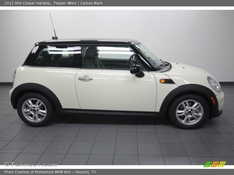 Pepper White / Carbon Black 2013 Mini Cooper Hardtop