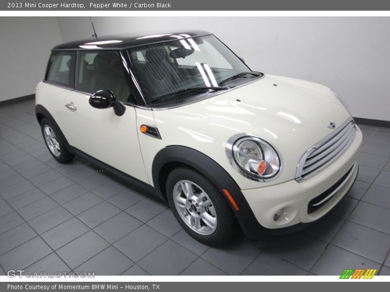 Pepper White / Carbon Black 2013 Mini Cooper Hardtop