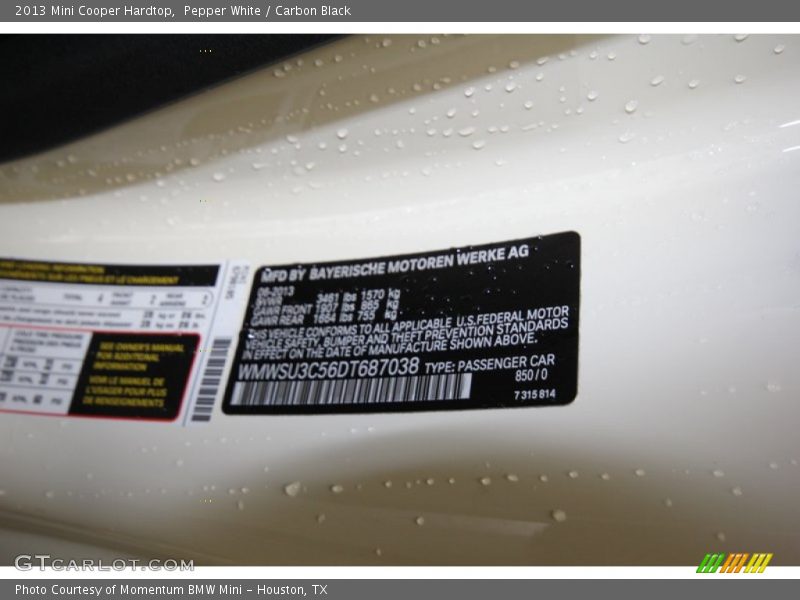 Pepper White / Carbon Black 2013 Mini Cooper Hardtop