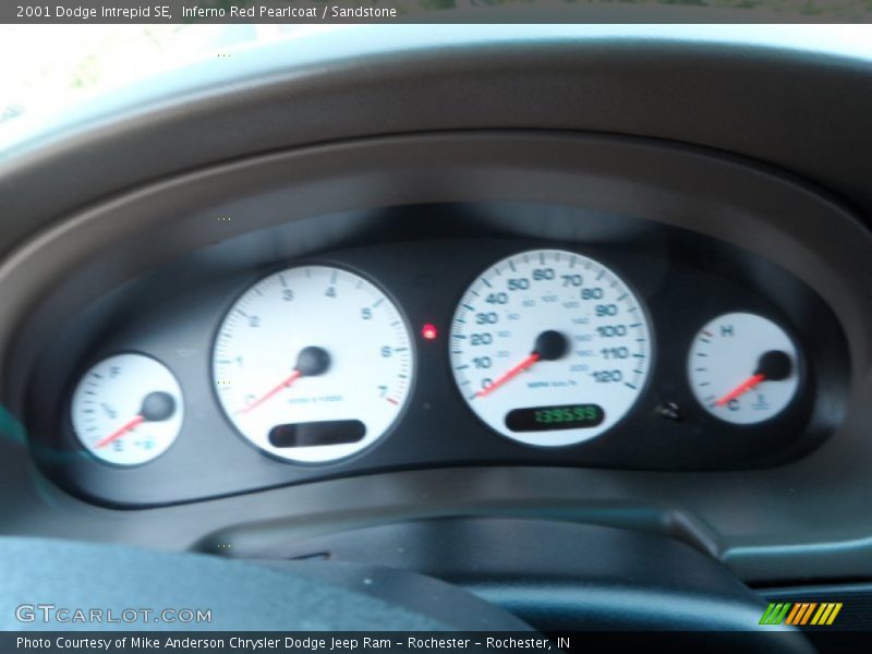 Inferno Red Pearlcoat / Sandstone 2001 Dodge Intrepid SE