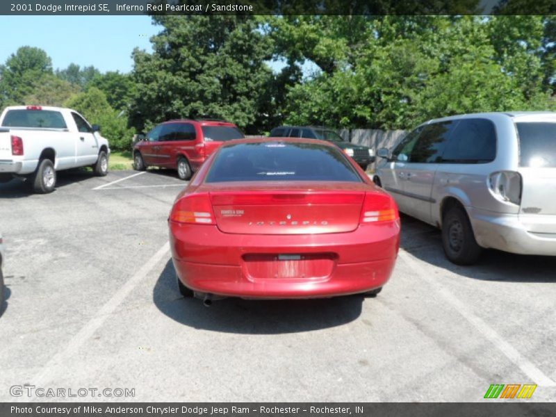 Inferno Red Pearlcoat / Sandstone 2001 Dodge Intrepid SE