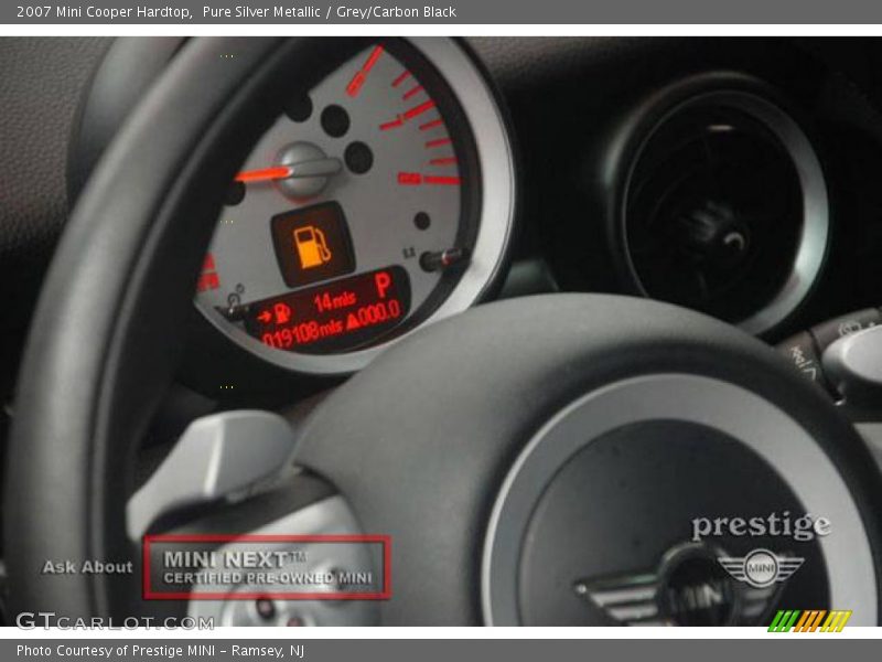 Pure Silver Metallic / Grey/Carbon Black 2007 Mini Cooper Hardtop
