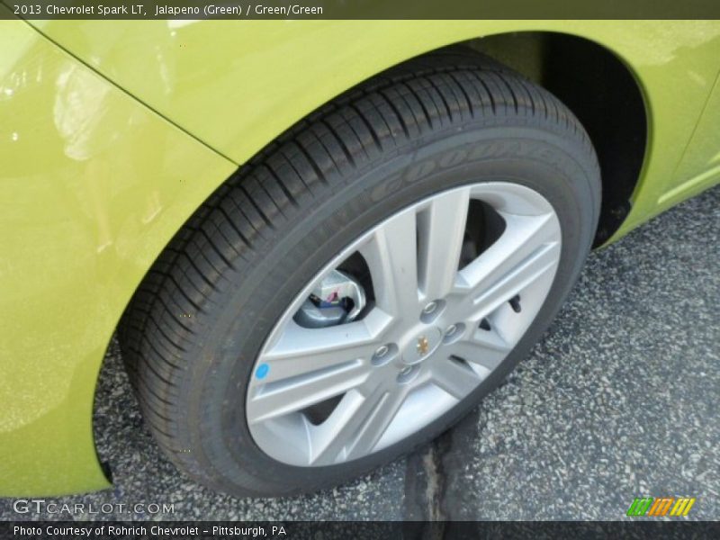 Jalapeno (Green) / Green/Green 2013 Chevrolet Spark LT