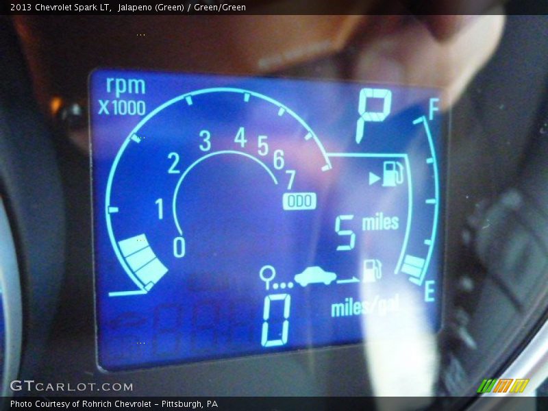 Jalapeno (Green) / Green/Green 2013 Chevrolet Spark LT