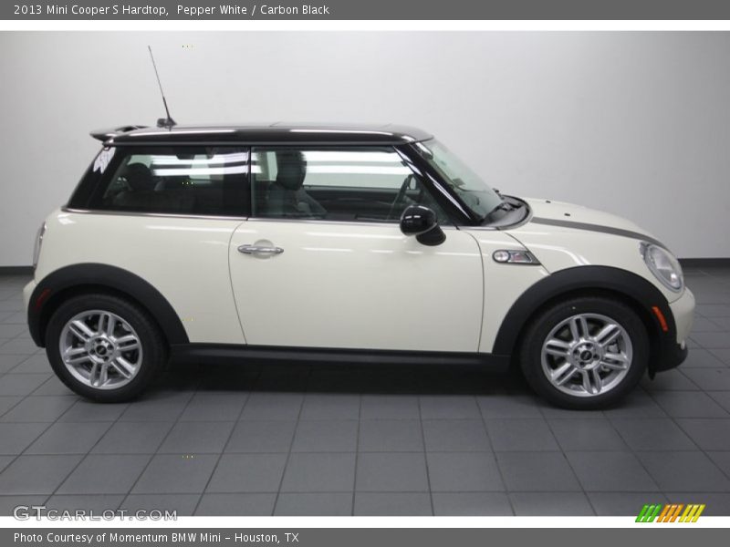 Pepper White / Carbon Black 2013 Mini Cooper S Hardtop