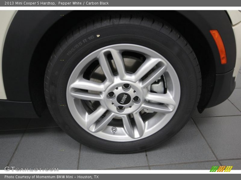 Pepper White / Carbon Black 2013 Mini Cooper S Hardtop