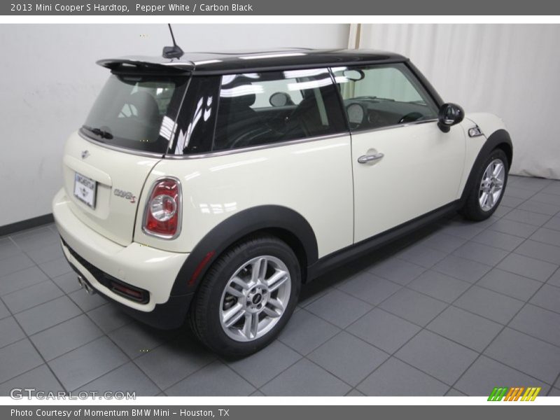 Pepper White / Carbon Black 2013 Mini Cooper S Hardtop