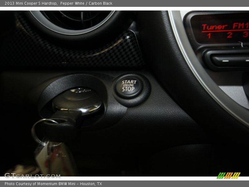 Pepper White / Carbon Black 2013 Mini Cooper S Hardtop
