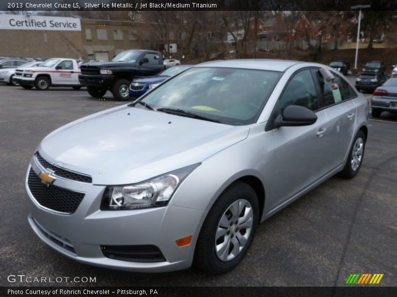 Silver Ice Metallic / Jet Black/Medium Titanium 2013 Chevrolet Cruze LS