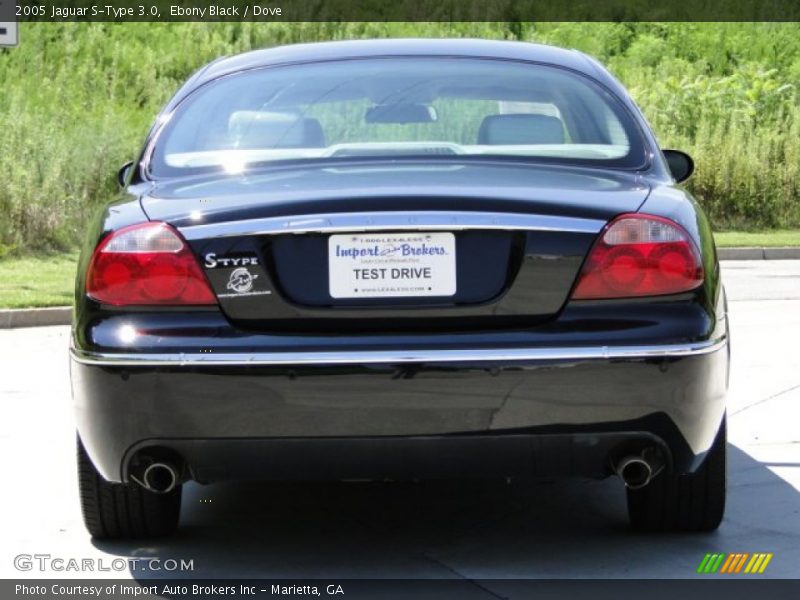 Ebony Black / Dove 2005 Jaguar S-Type 3.0