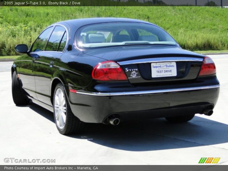 Ebony Black / Dove 2005 Jaguar S-Type 3.0