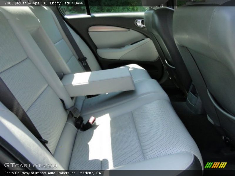 Ebony Black / Dove 2005 Jaguar S-Type 3.0