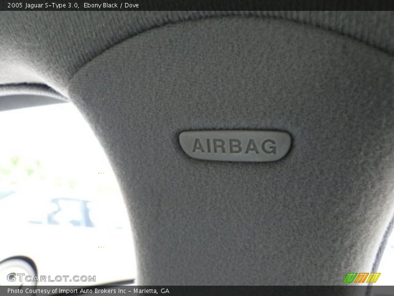 Ebony Black / Dove 2005 Jaguar S-Type 3.0