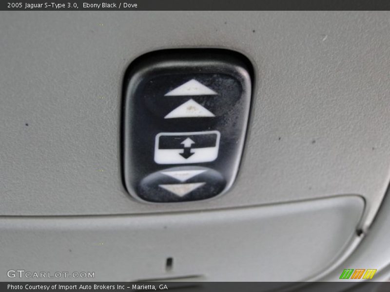 Ebony Black / Dove 2005 Jaguar S-Type 3.0