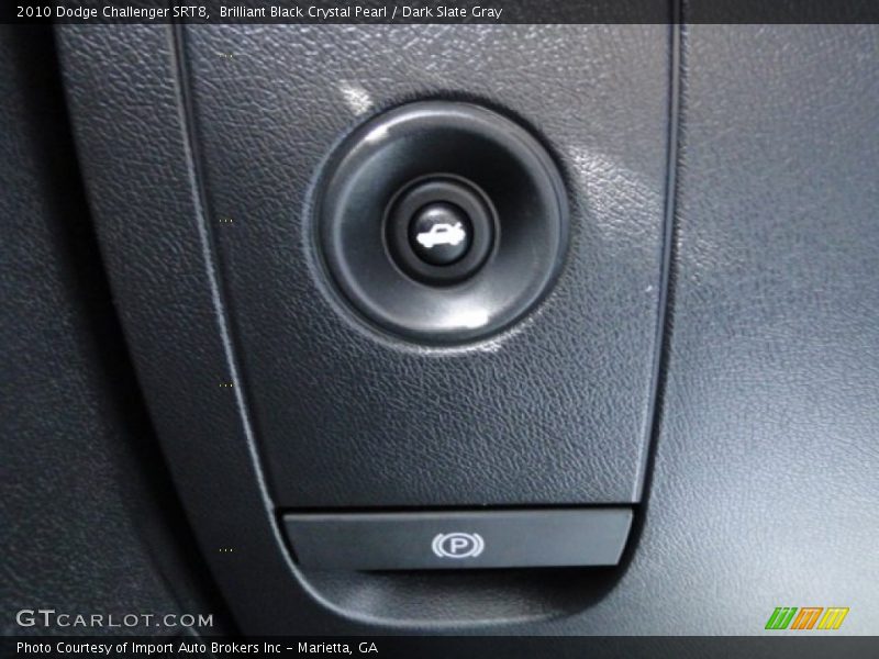 Brilliant Black Crystal Pearl / Dark Slate Gray 2010 Dodge Challenger SRT8