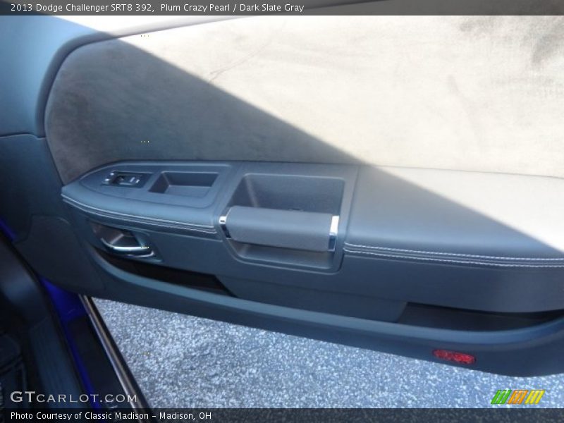 Plum Crazy Pearl / Dark Slate Gray 2013 Dodge Challenger SRT8 392