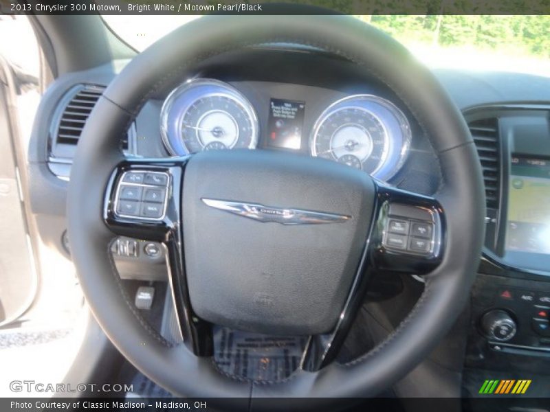  2013 300 Motown Steering Wheel