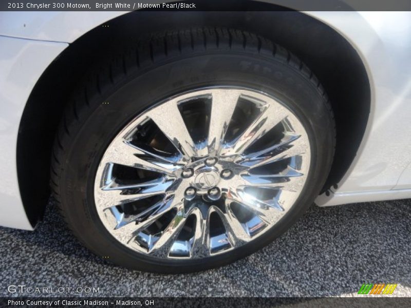  2013 300 Motown Wheel