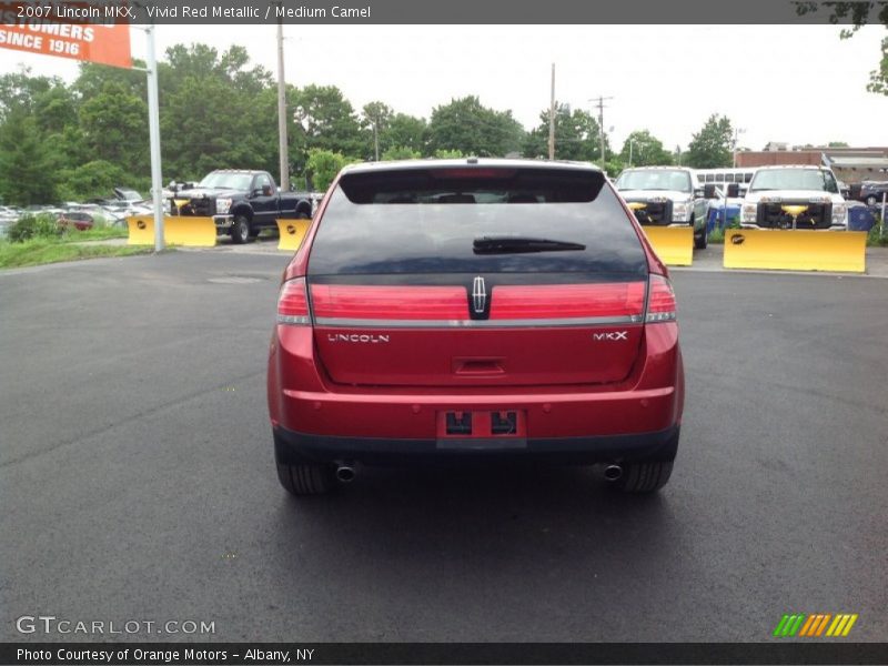 Vivid Red Metallic / Medium Camel 2007 Lincoln MKX