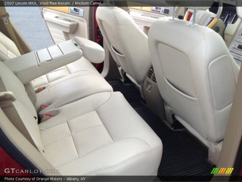 Vivid Red Metallic / Medium Camel 2007 Lincoln MKX