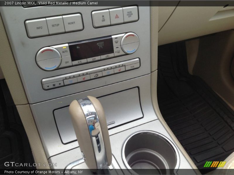 Vivid Red Metallic / Medium Camel 2007 Lincoln MKX