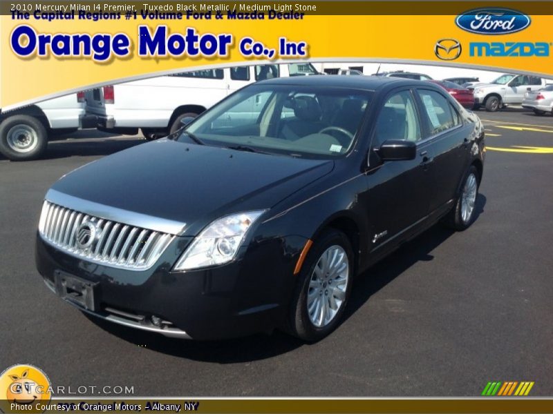 Tuxedo Black Metallic / Medium Light Stone 2010 Mercury Milan I4 Premier