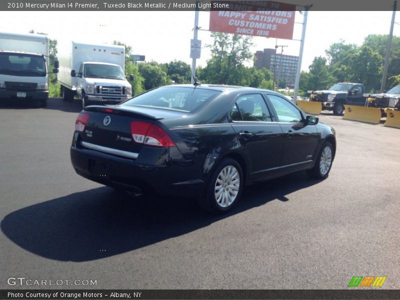 Tuxedo Black Metallic / Medium Light Stone 2010 Mercury Milan I4 Premier