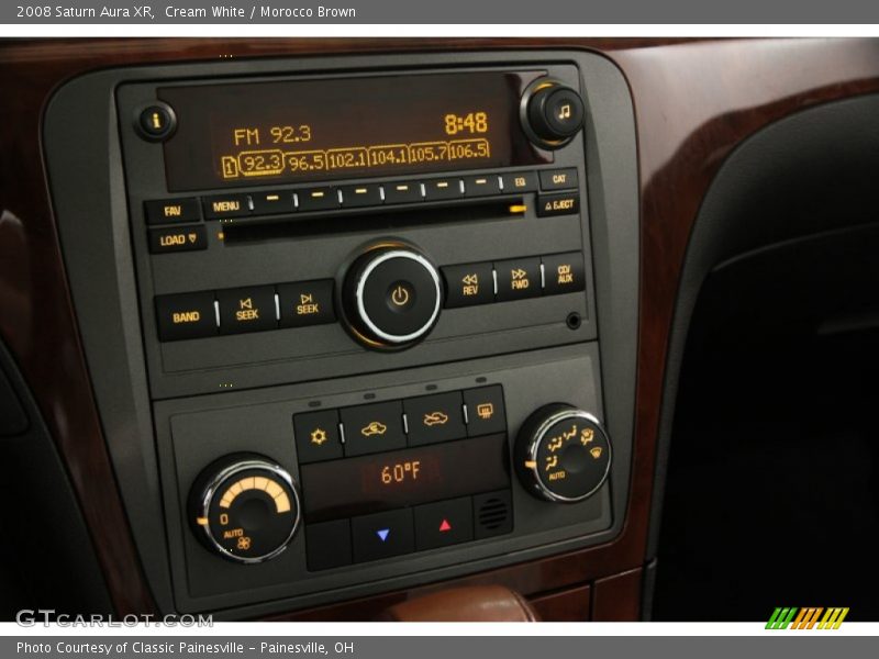 Cream White / Morocco Brown 2008 Saturn Aura XR