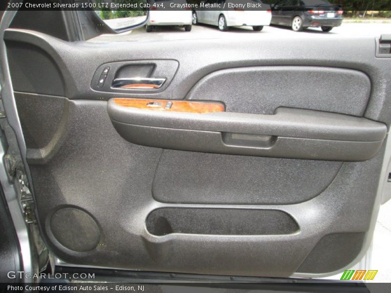 Graystone Metallic / Ebony Black 2007 Chevrolet Silverado 1500 LTZ Extended Cab 4x4
