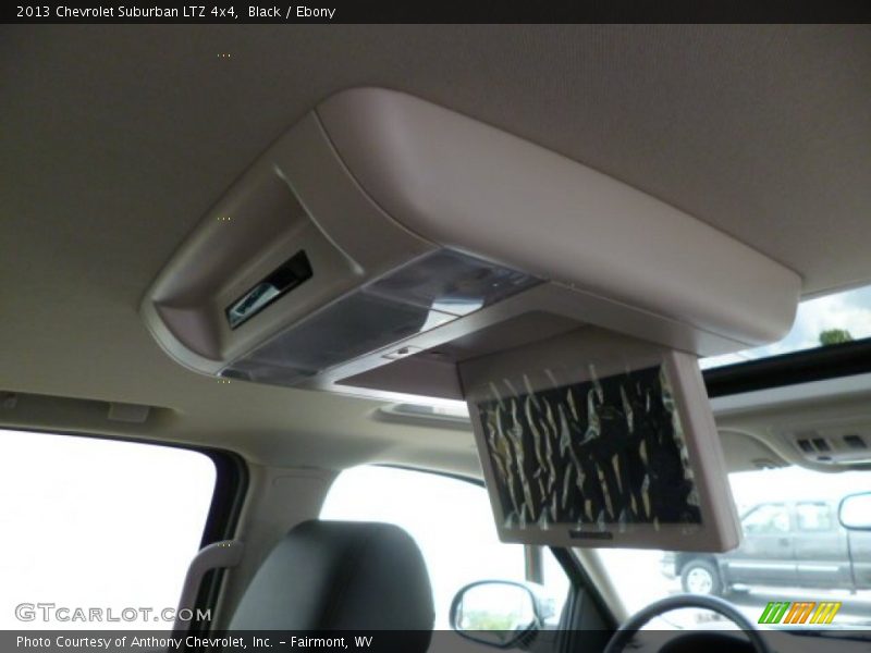 Black / Ebony 2013 Chevrolet Suburban LTZ 4x4