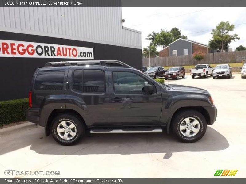 Super Black / Gray 2010 Nissan Xterra SE