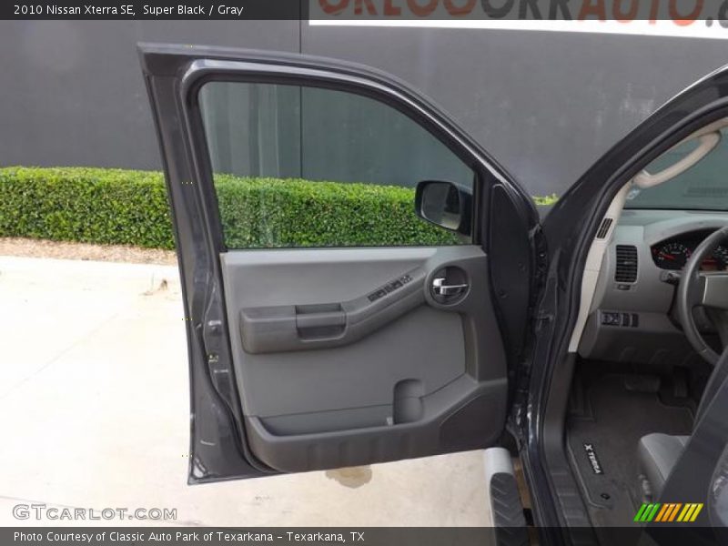 Super Black / Gray 2010 Nissan Xterra SE