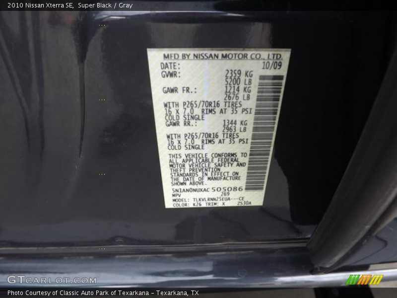 Super Black / Gray 2010 Nissan Xterra SE